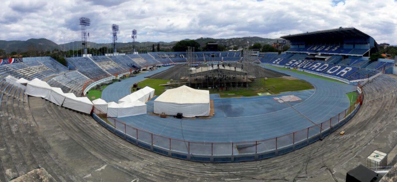 Toldos blancos en alquiler